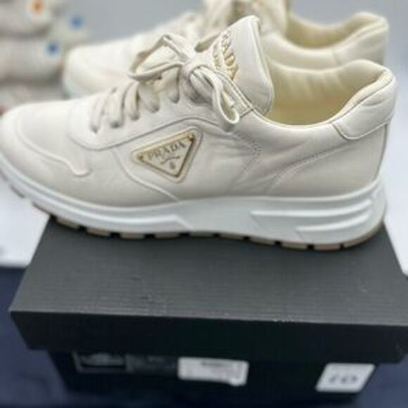 Men's Prada triangle logo leather sneakers size 8 fits 9 US made in Italy - Picture 8 of 12